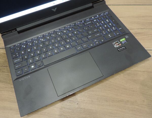 HP  Victus 16-e0202nw Gaming