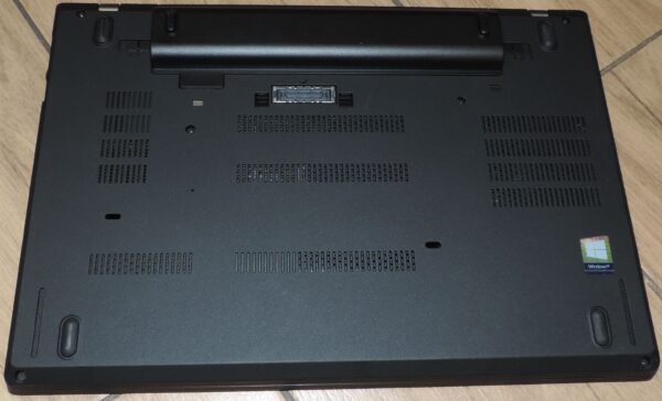 8 Lenovo Thinkpad T470