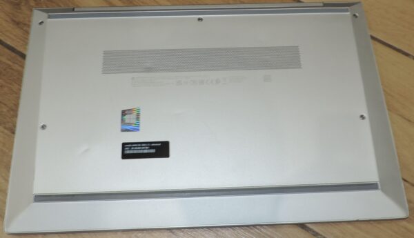 HP Elitebook 840 G8