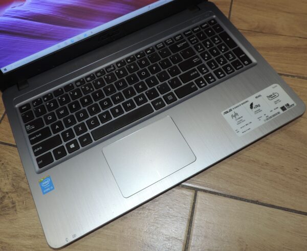 4 Asus X540LA