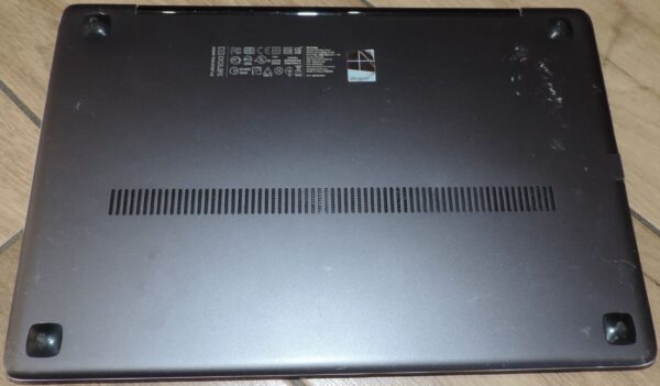 8 Lenovo Ideapad U310