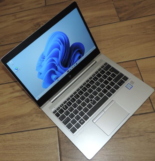 HP Elitebook 830 G6
