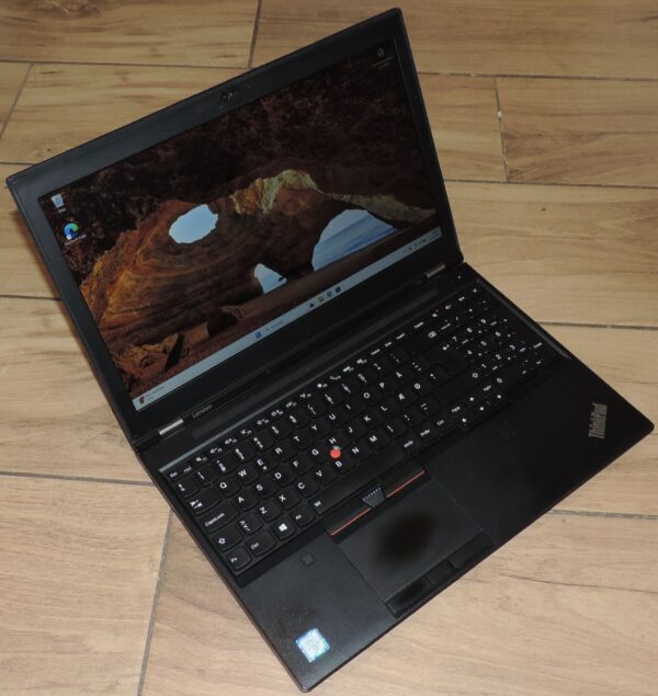 2 Lenovo Thinkpad P50 Workstation