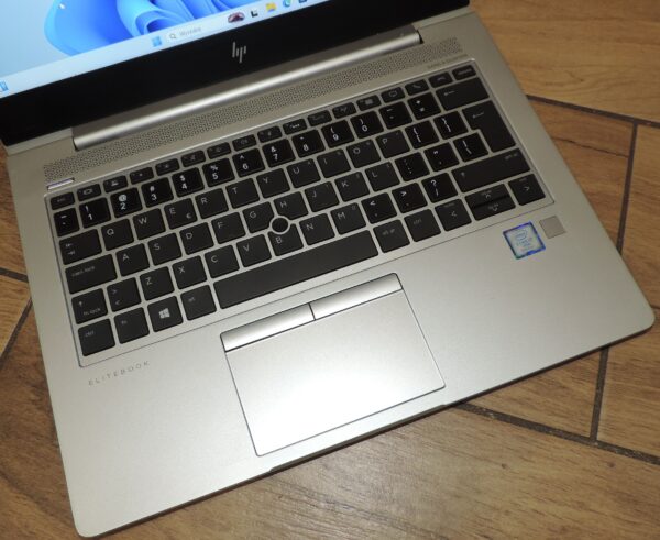 HP Elitebook 830 G6