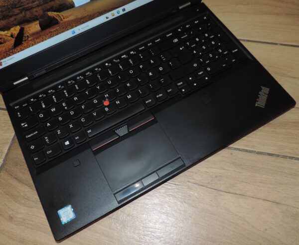 4 Lenovo Thinkpad P50 Workstation