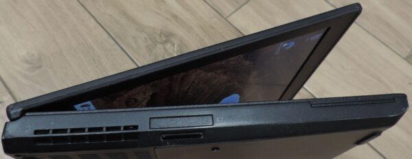 5 Lenovo Thinkpad P50 Workstation