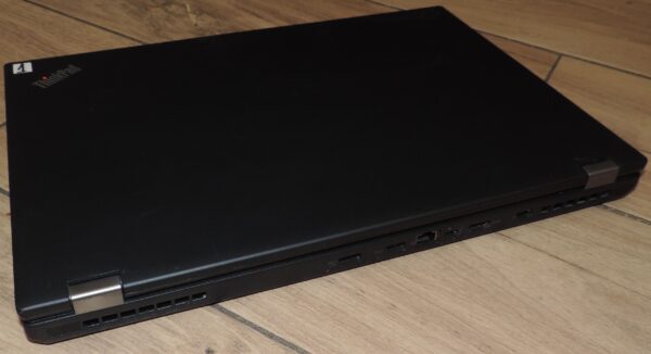 7 Lenovo Thinkpad P50 Workstation