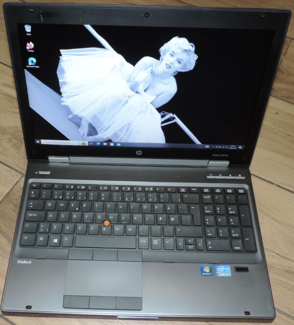 1 HP Elitebook 8570w Workstation