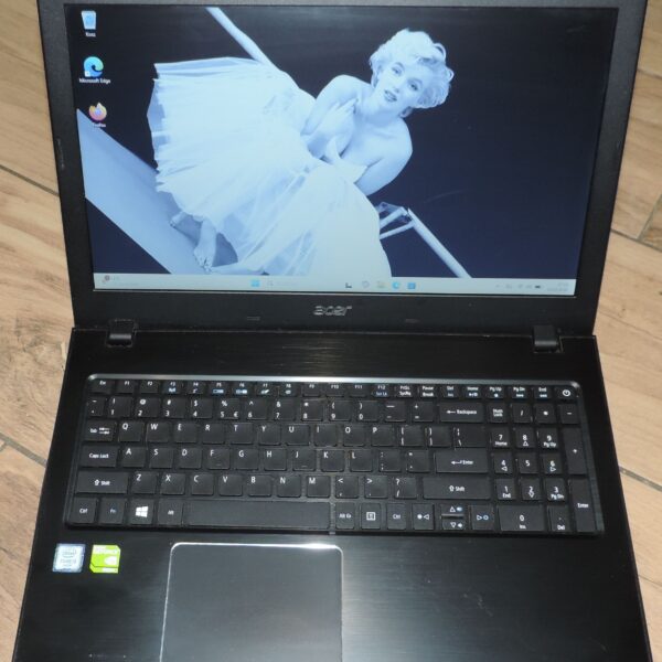 1 Acer Aspire E5-575G