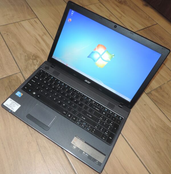 Acer TravelMate 5744