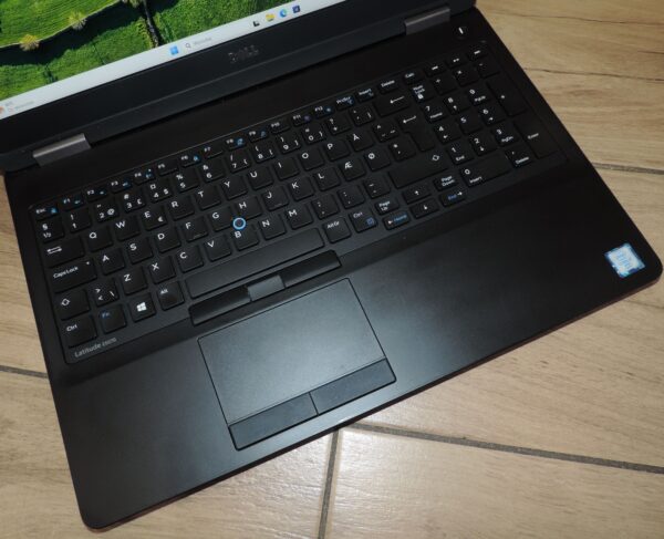 Dell Latitude E5570