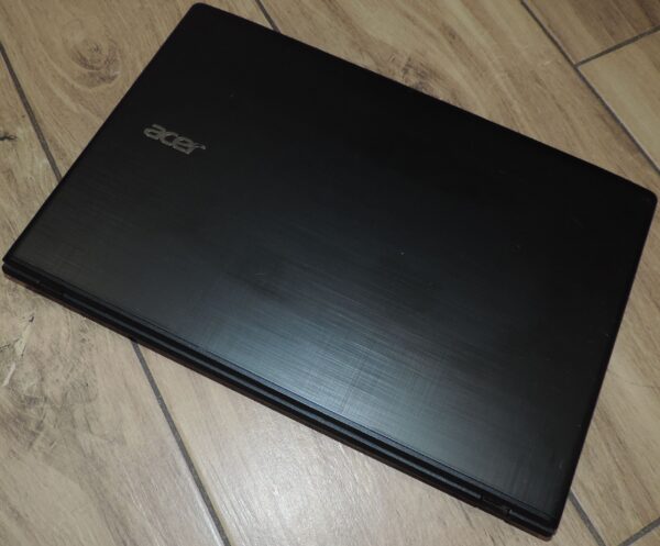 7 Acer Aspire E5-575G