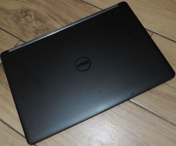 Dell Latitude E5570