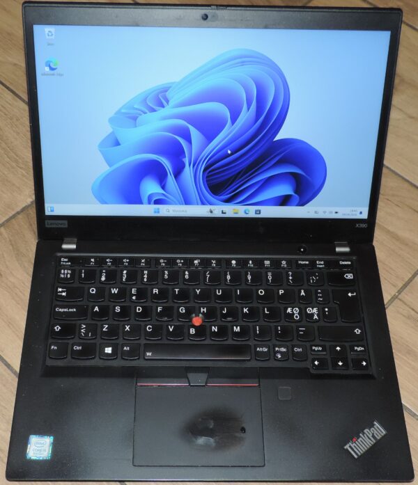 1 Lenovo Thinkpad X390