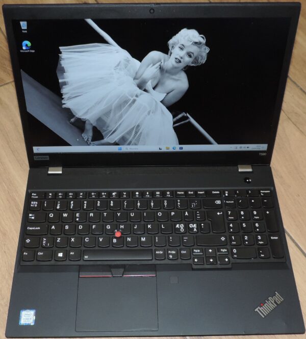 Lenovo Thinkpad T590