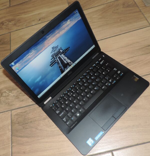 Dell Latitude E7270