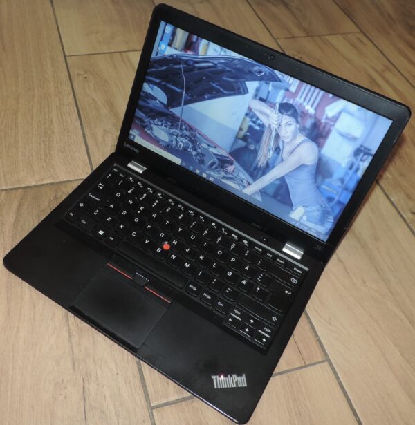 3 Lenovo Thinkpad 13 Gen2
