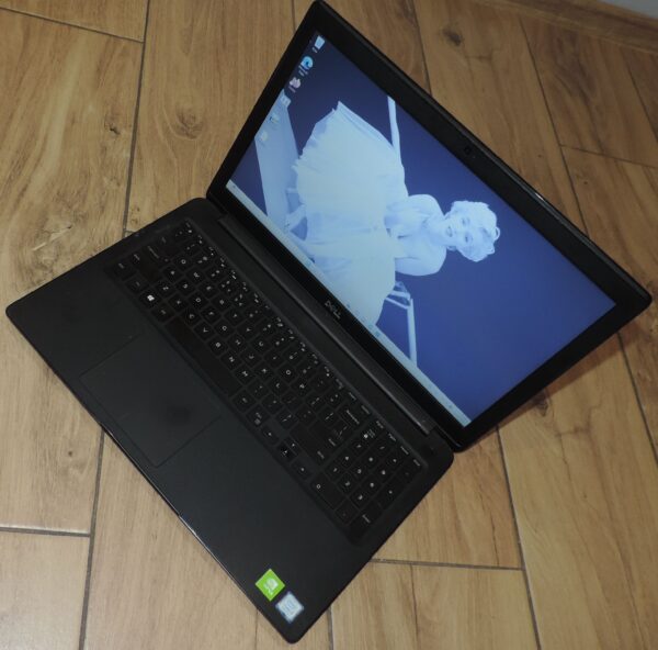 Dell Latitude 3500