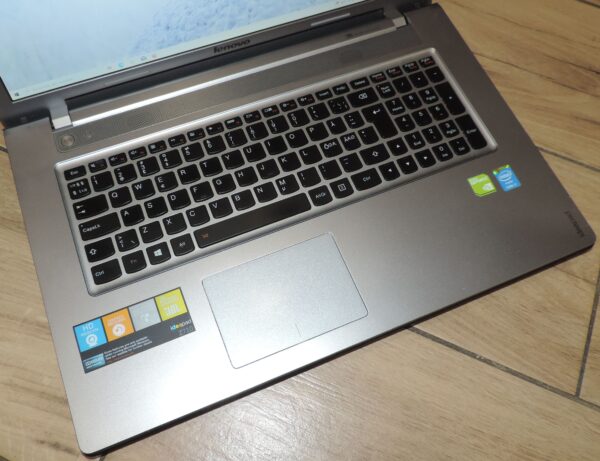 Lenovo Ideapad Z710