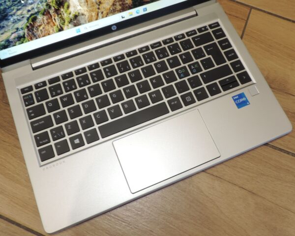 HP Probook 640 G8