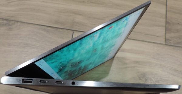 5 Lenovo Yoga C930 x360 2in1
