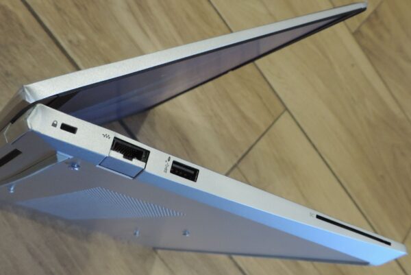 HP Probook 640 G8