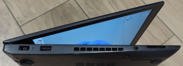 Lenovo ThinkPad T460s No.15