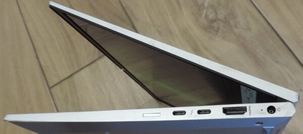 HP Elitebook 830 G8