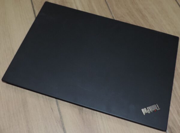 Lenovo Thinkpad T590
