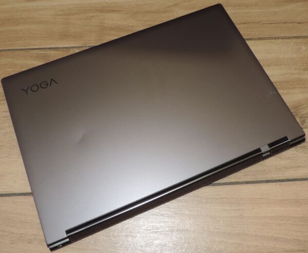 7 Lenovo Yoga C930 x360 2in1