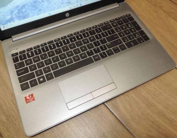 HP 255 G7