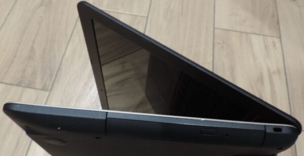 6 Asus F540SA