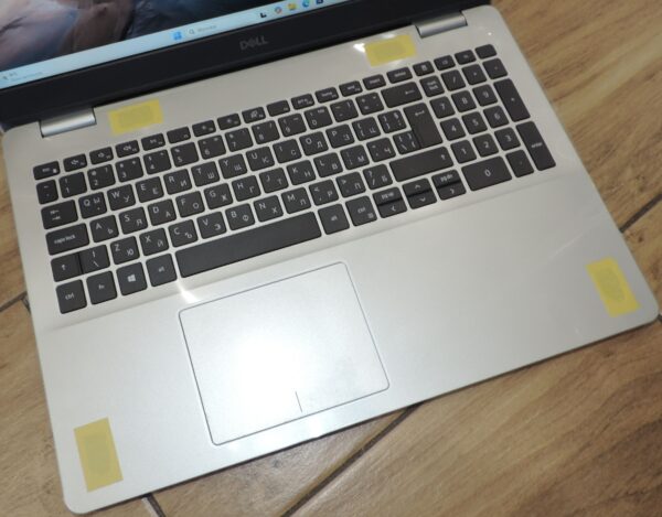 Dell Inspiron 5593