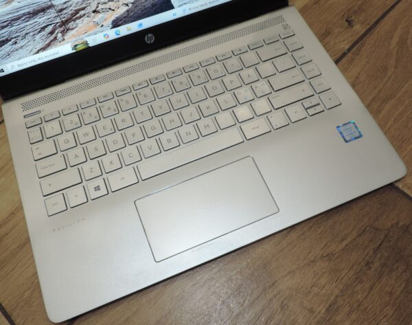 HP Pavilion 14-bf080no