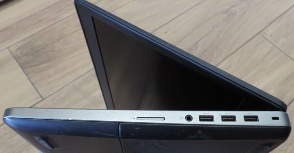 6 Dell Precision 7510 Workstation