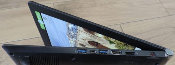 6 Acer Apire V5 Nitro - Black Edition