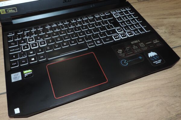 4 Acer Nitro 5 AN515-55