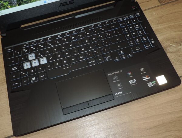 4 Asus TUF F15 F506LH