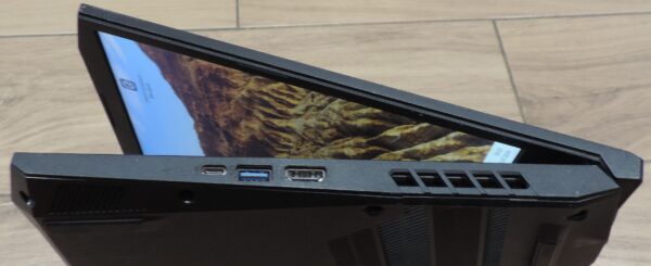 6 Acer Nitro 5 AN515-55