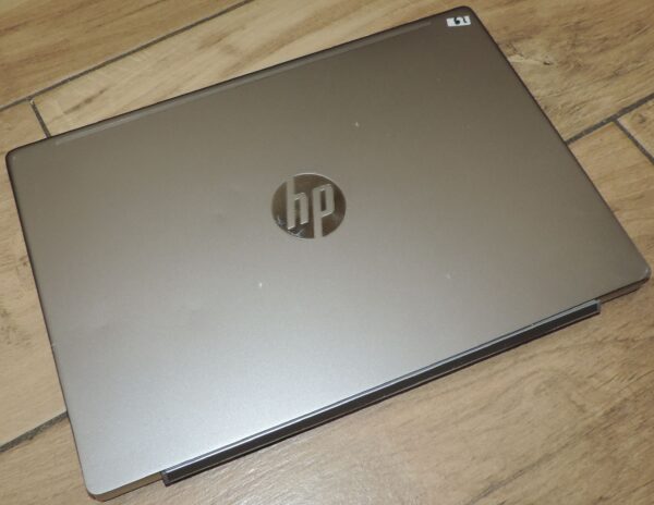 HP Pavilion 13-an0010nr