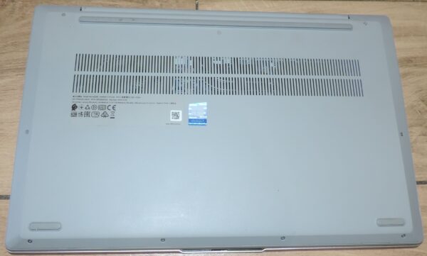 8 Lenovo Ideapad 5 15ITL05