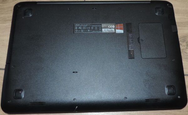 Asus A555LJ